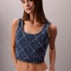 Maiou scurt din denim cu monogramă pe toată suprafața Maiou scurt din denim cu monogramă pe toată suprafața