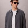 Ochelari de soare subțiri din acetat, cu formă dreptunghiulară modificată Ochelari de soare subțiri din acetat, cu formă dreptunghiulară modificată
