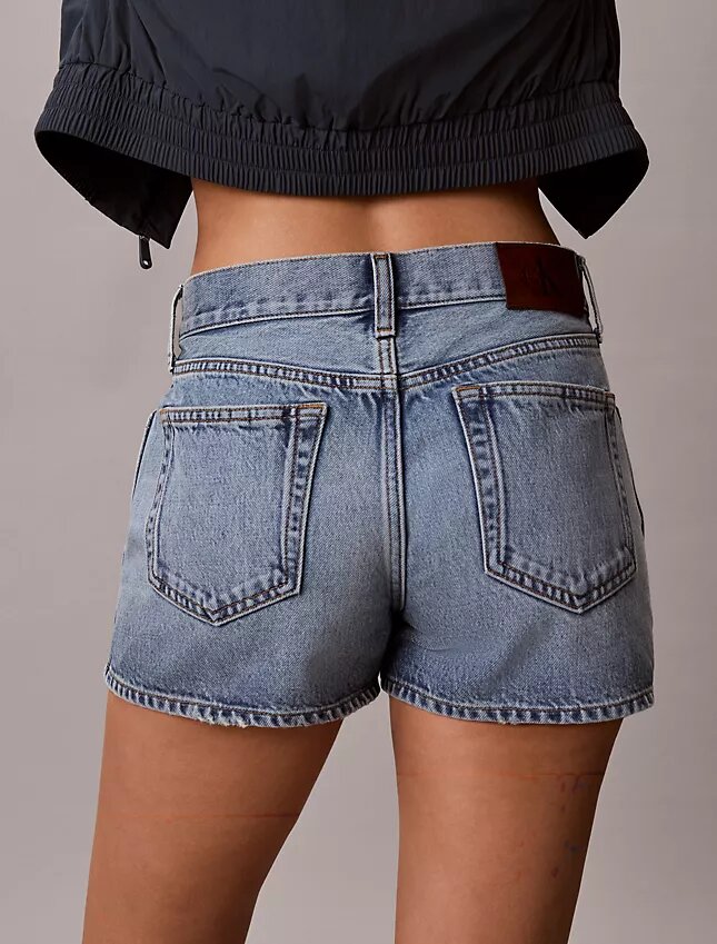 Șorturi mini din Denim Șorturi mini din Denim