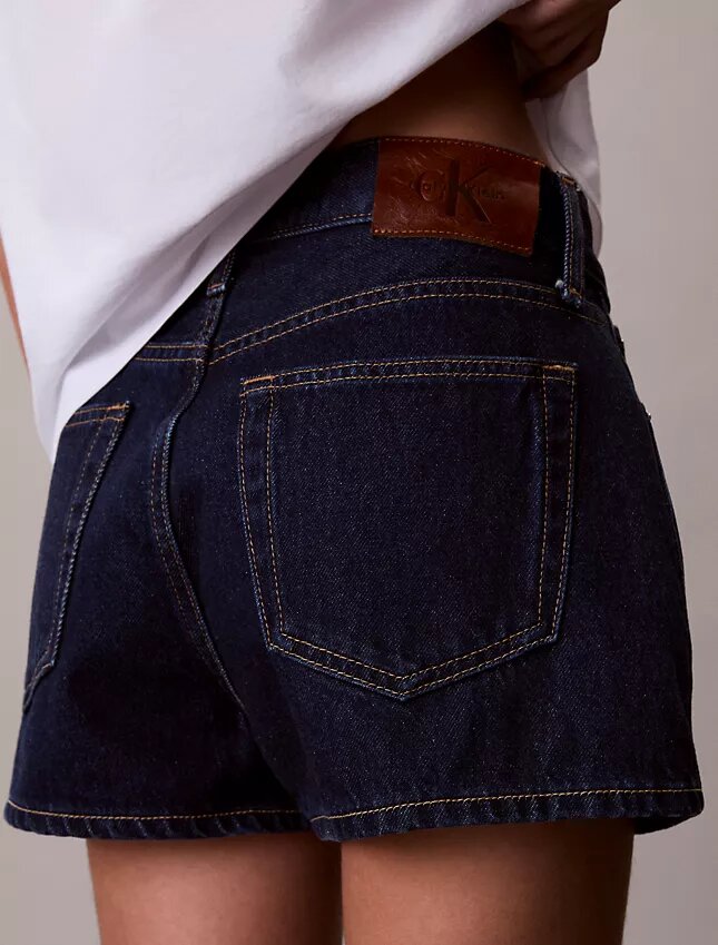 Șorturi mini din Denim Șorturi mini din Denim