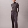 Pantaloni cargo relaxați din saten twill Pantaloni cargo relaxați din saten twill