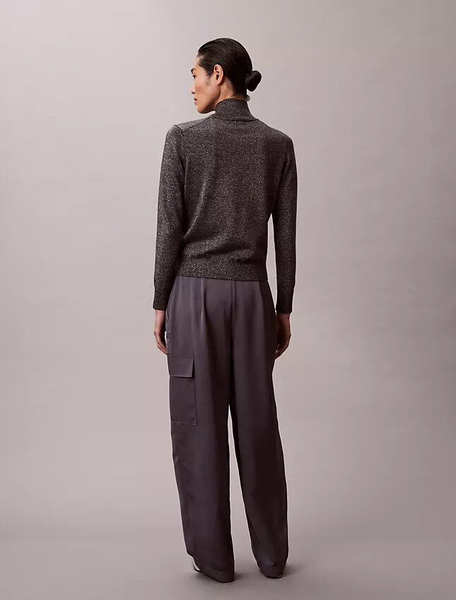 Pantaloni cargo relaxați din saten twill Pantaloni cargo relaxați din saten twill