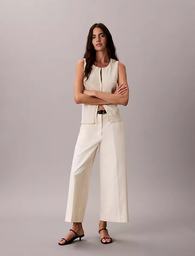 Pantaloni chino croiți, cu picior larg Pantaloni chino croiți, cu picior larg