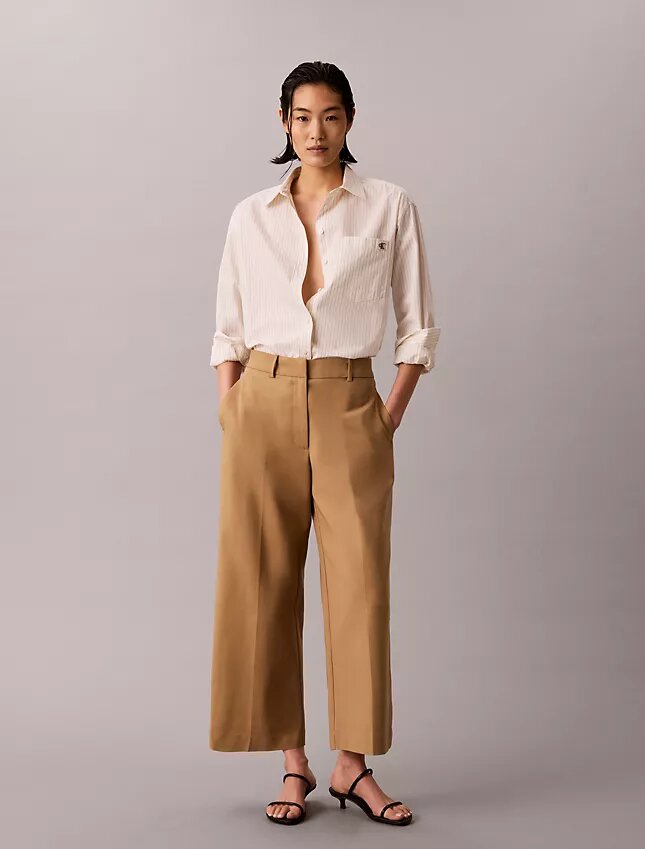 Pantaloni chino croiți, cu picior larg Pantaloni chino croiți, cu picior larg