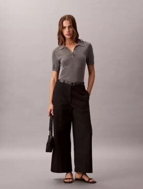 Pantaloni chino croiți, cu picior larg