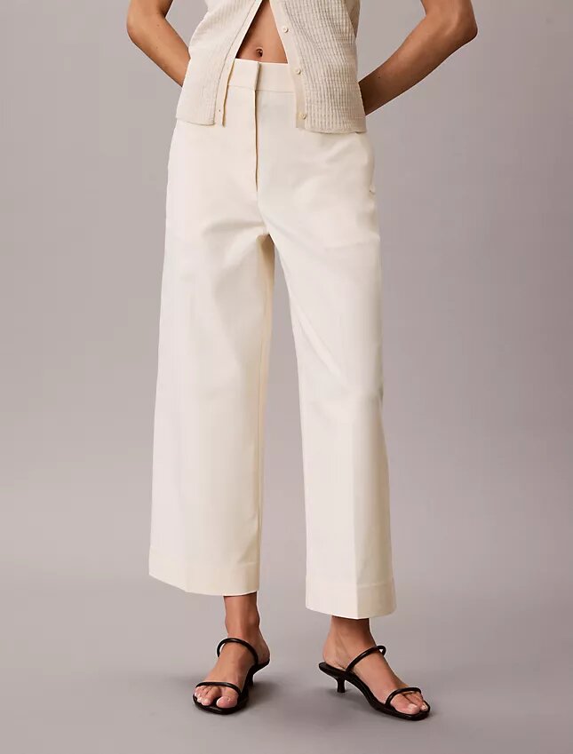 Pantaloni chino croiți, cu picior larg Pantaloni chino croiți, cu picior larg