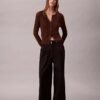 Pantaloni chino cu croi larg și talie ajustabilă