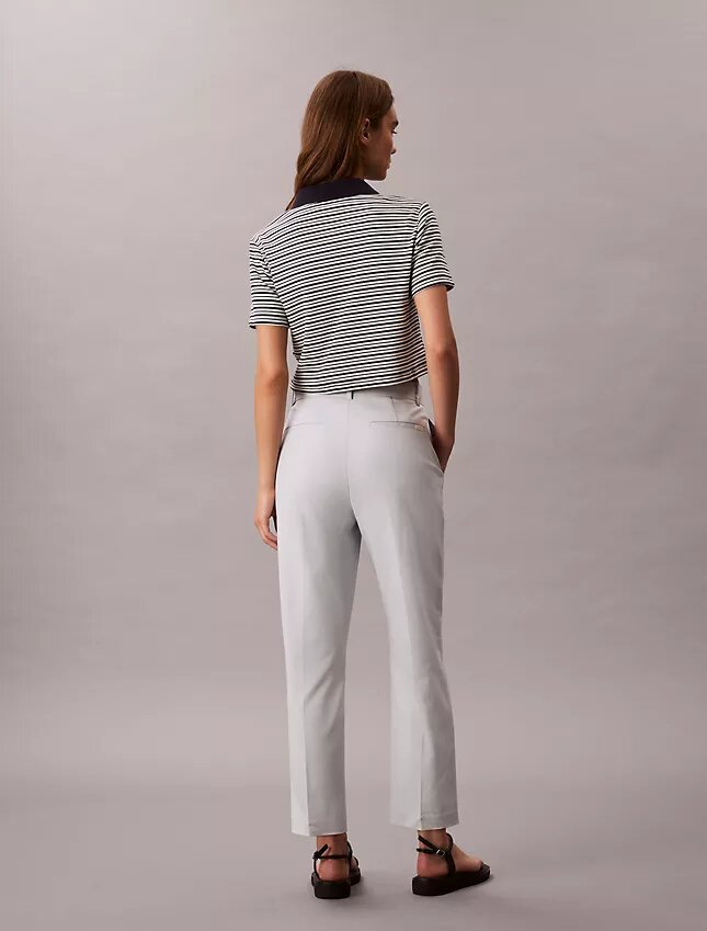 Pantaloni chino din bumbac elastic, cu croială dreaptă Pantaloni chino din bumbac elastic, cu croială dreaptă