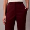 Pantaloni chino din bumbac elastic, cu croială dreaptă