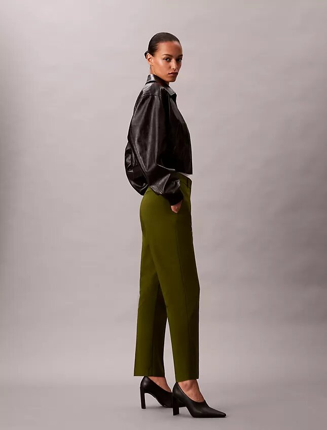 Pantaloni chino din bumbac elastic, cu croială dreaptă Pantaloni chino din bumbac elastic, cu croială dreaptă