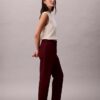 Pantaloni chino din bumbac elastic, cu croială dreaptă