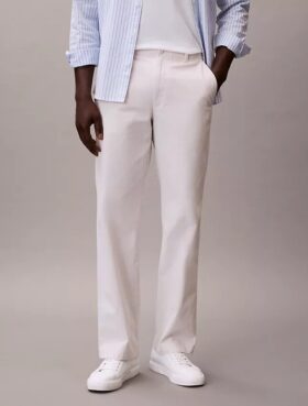 Pantaloni chino drepți din anii ’90