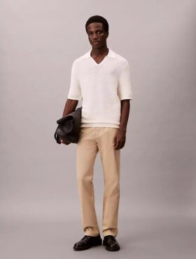 Pantaloni chino drepți standard