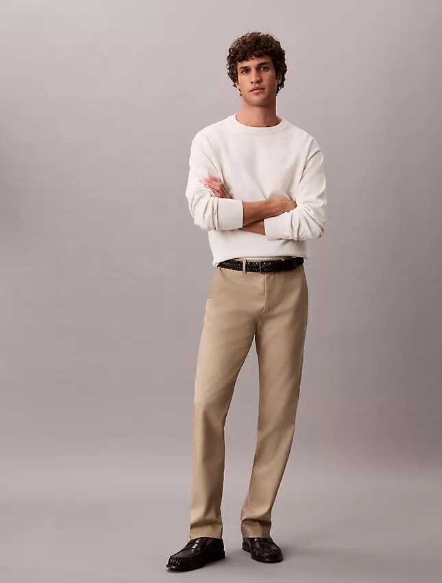 Pantaloni chino moderni din material elastic Pantaloni chino moderni din material elastic