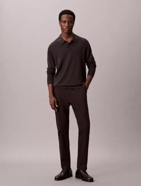 Pantaloni chino slim conici din satin de bumbac