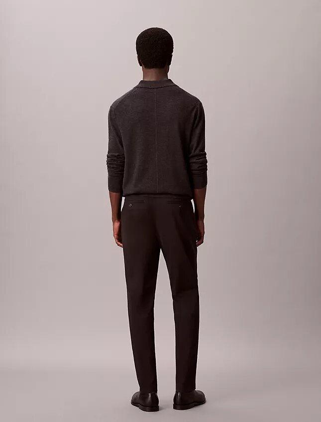 Pantaloni chino slim conici din satin de bumbac Pantaloni chino slim conici din satin de bumbac