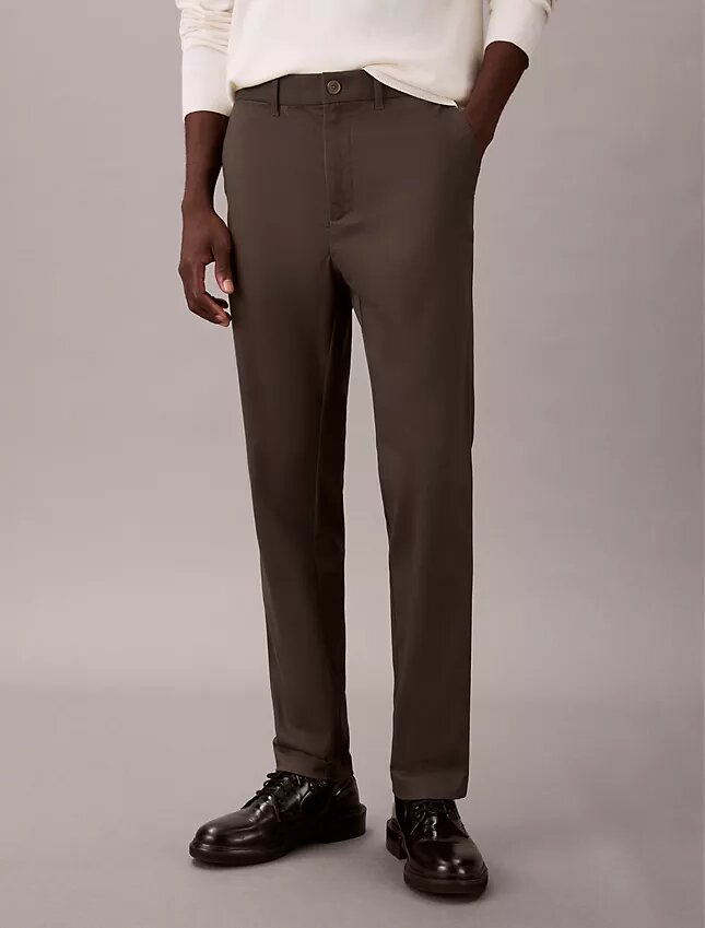 Pantaloni chino slim conici din satin de bumbac Pantaloni chino slim conici din satin de bumbac