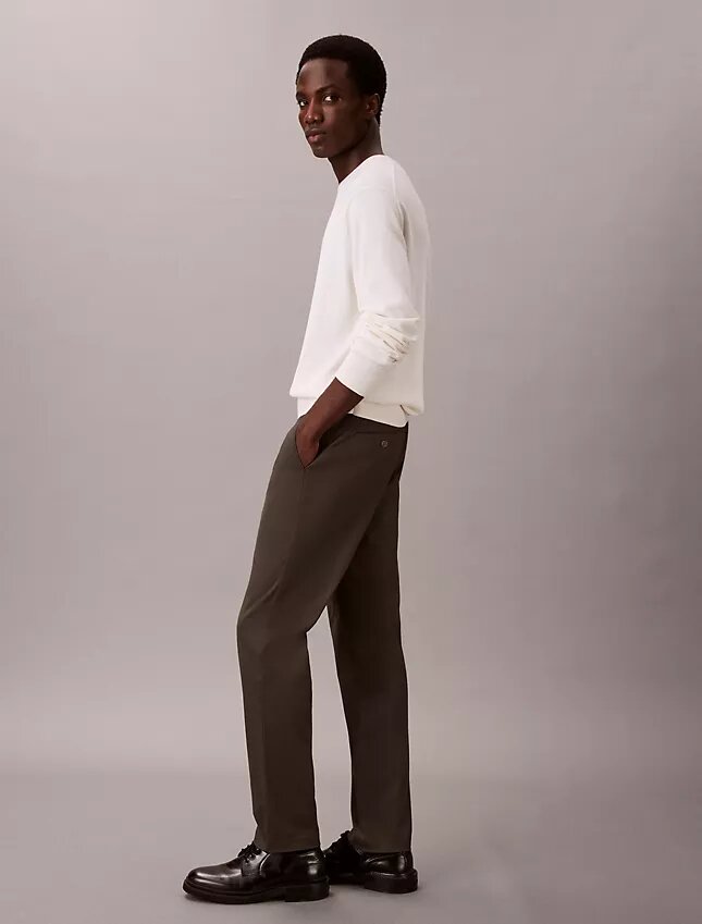 Pantaloni chino slim conici din satin de bumbac Pantaloni chino slim conici din satin de bumbac