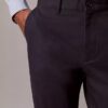 Pantaloni chino slim din satin de bumbac Pantaloni chino slim din satin de bumbac