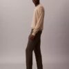 Pantaloni chino slim din satin de bumbac Pantaloni chino slim din satin de bumbac