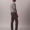 Pantaloni chino slim din satin de bumbac Pantaloni chino slim din satin de bumbac