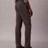Pantaloni chino slim din satin de bumbac Pantaloni chino slim din satin de bumbac