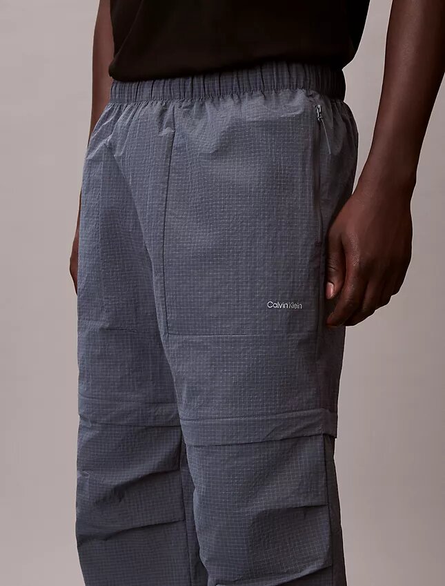 Pantaloni convertibili din nailon ripstop Pantaloni convertibili din nailon ripstop