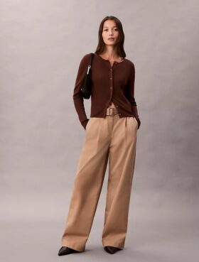 Pantaloni croiți cu curele