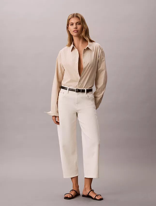 Pantaloni croiți cu picior evazat Pantaloni croiți cu picior evazat