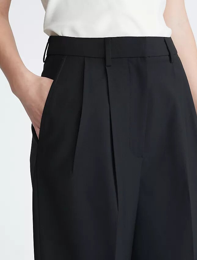 Pantaloni croiți cu picior larg Pantaloni croiți cu picior larg
