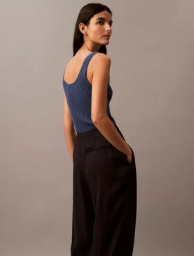 Pantaloni croiți cu talie înaltă