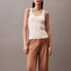 Pantaloni cu croi larg din satin șifonat Pantaloni cu croi larg din satin șifonat
