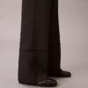 Pantaloni cu margini nefinisate Pantaloni cu margini nefinisate