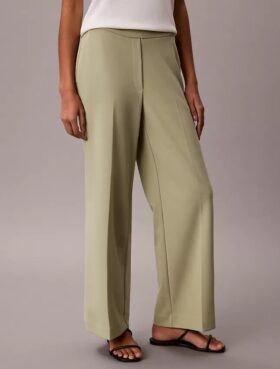 Pantaloni de călătorie din crep elastic