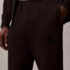 Pantaloni de jogging cu patch Monogram din fleece Pantaloni de jogging cu patch Monogram din fleece