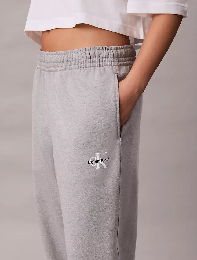 Pantaloni de jogging din material French Terry cu imprimeu Monologo Pantaloni de jogging din material French Terry cu imprimeu Monologo
