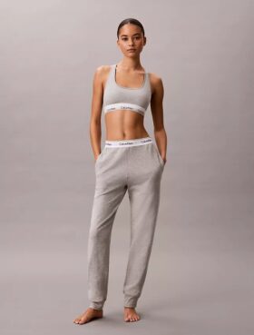 Pantaloni de jogging din material modern