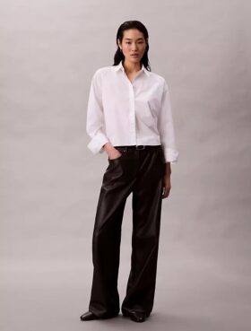 Pantaloni din imitație de piele cu 5 buzunare