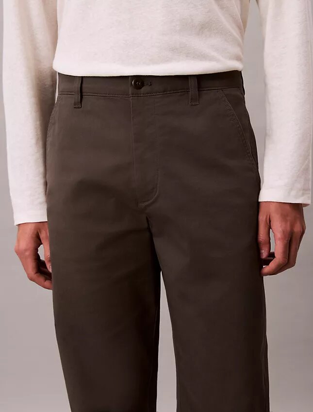Pantaloni drepți din anii ’90 Pantaloni drepți din anii ’90