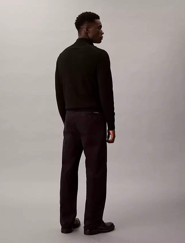Pantaloni drepți din anii ’90 Pantaloni drepți din anii ’90