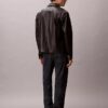 Pantaloni drepți din piele de căprioară în stilul anilor ’90 Pantaloni drepți din piele de căprioară în stilul anilor ’90