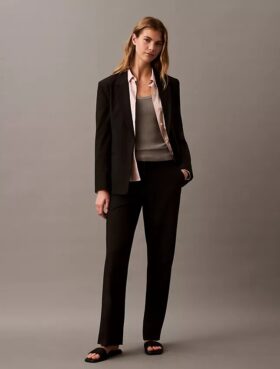 Pantaloni drepți, rafinați, cu elasticitate