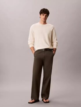 Pantaloni drepți, relaxați, conici Pantaloni drepți, relaxați, conici