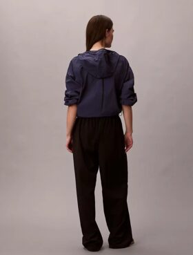 Pantaloni țesuți pentru navetiști