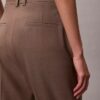 Pantaloni evazați