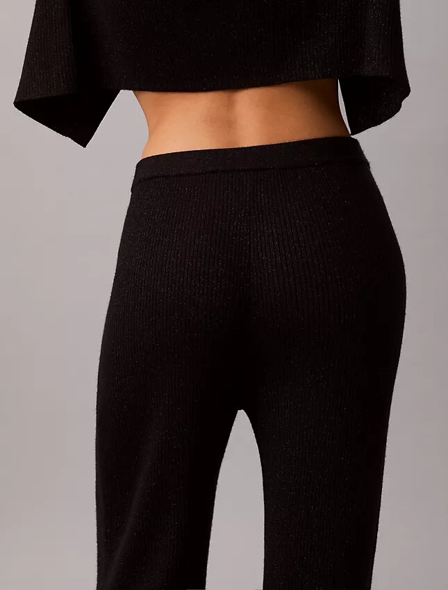 Pantaloni evazați din amestec de lână merino și lurex Pantaloni evazați din amestec de lână merino și lurex