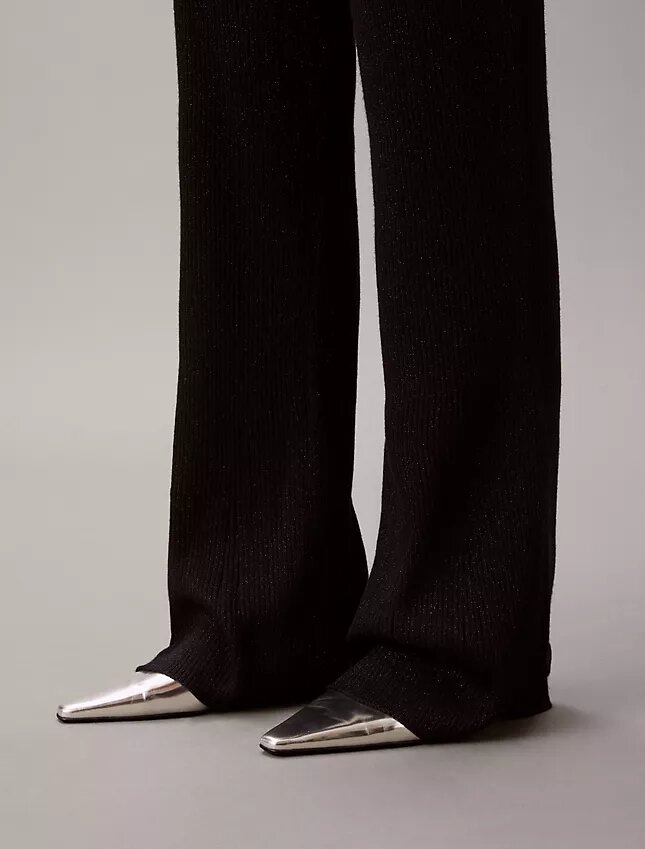 Pantaloni evazați din amestec de lână merino și lurex Pantaloni evazați din amestec de lână merino și lurex
