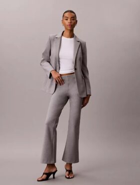 Pantaloni evazați din ponte