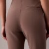 Pantaloni evazați din tricot, croiți pe măsură, fără nasturi