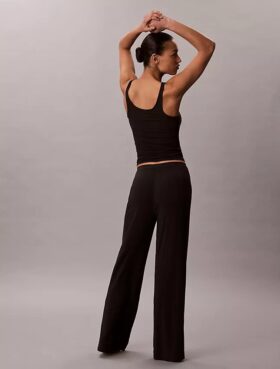 Pantaloni largi din modal elastic cu cusături în picătură